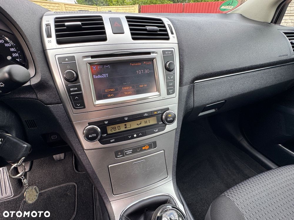 Toyota Avensis Touring Sports 1.8 Business Edition - 31
