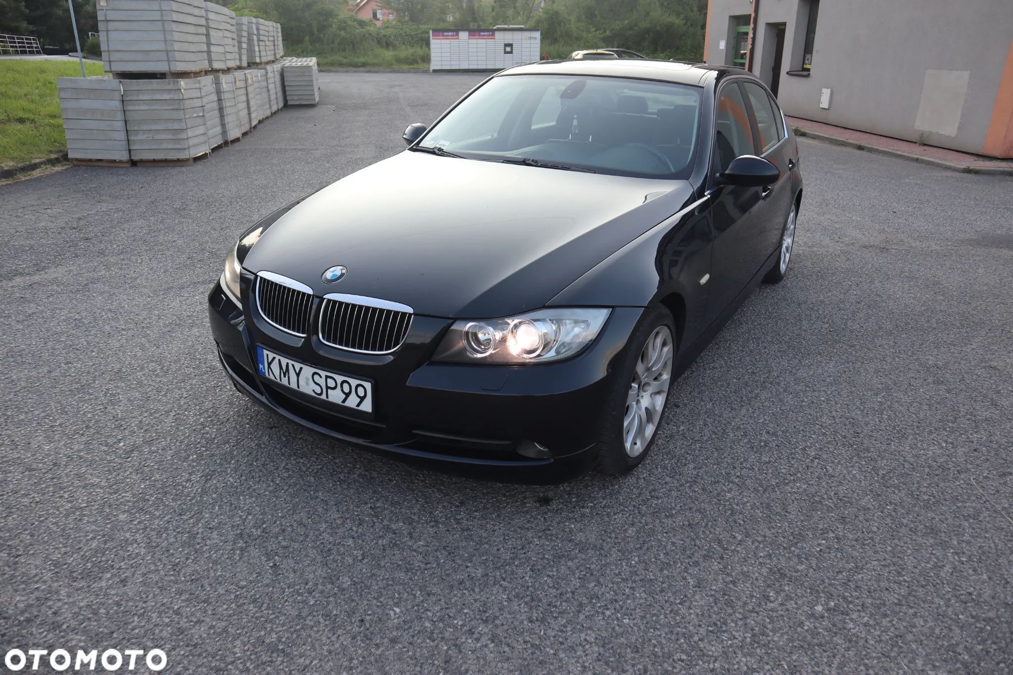 BMW Seria 3 325i - 1