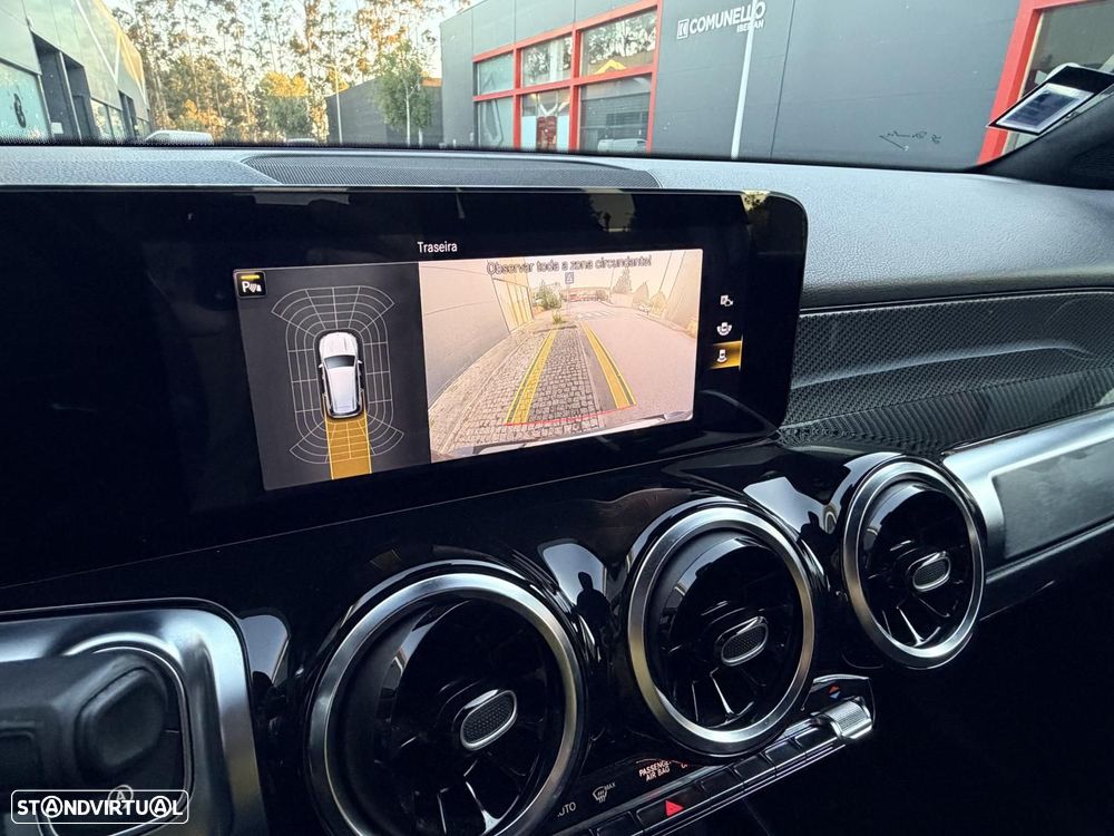 Mercedes-Benz GLB 180 d AMG Line - 34