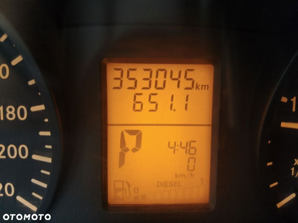 Mercedes-Benz Vito - 16