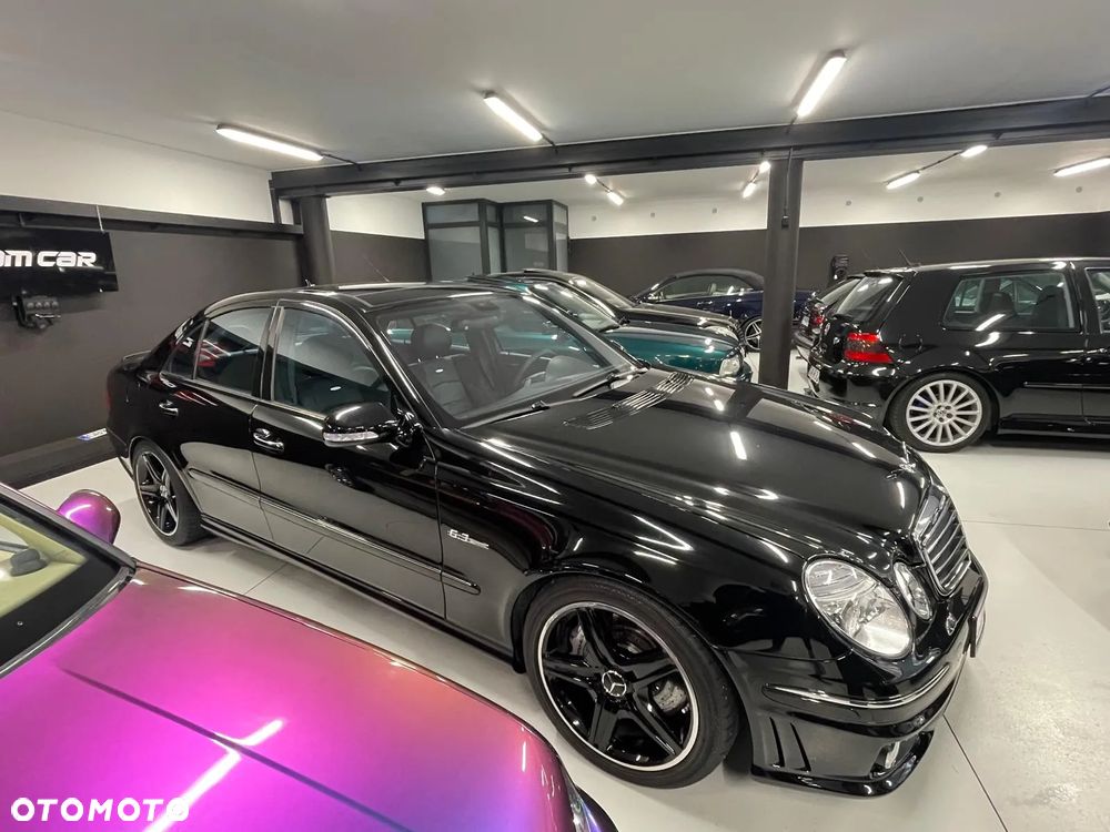 Mercedes-Benz Klasa E 63 AMG - 24