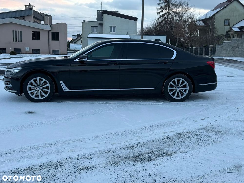 BMW Seria 7 740Li xDrive - 6