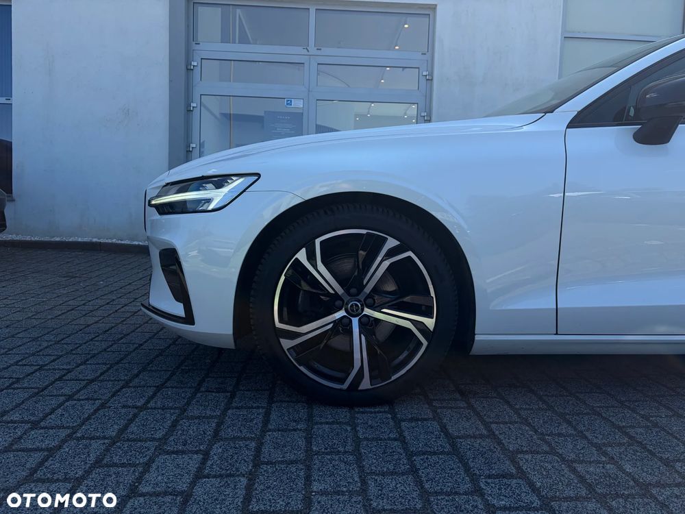 Volvo S60 B4 B Plus Dark - 3