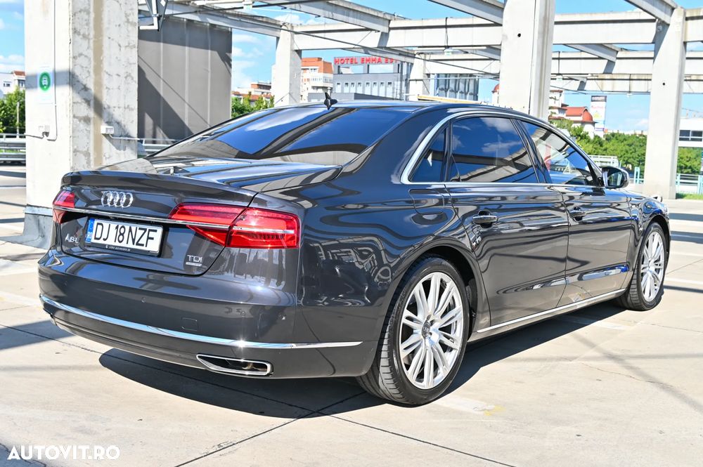 Audi A8 4.2 TDI DPF (clean diesel) quattro tiptronic Lang - 6