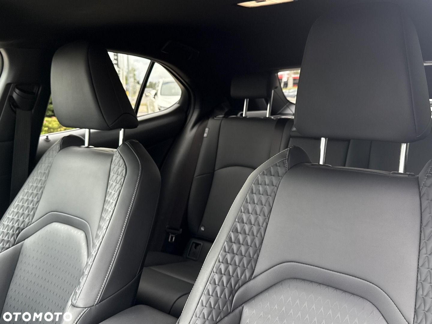 Lexus UX 200 GPF F Impression 2WD - 9