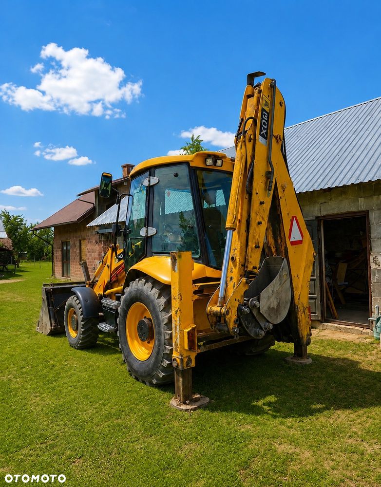 JCB 3cx - 13