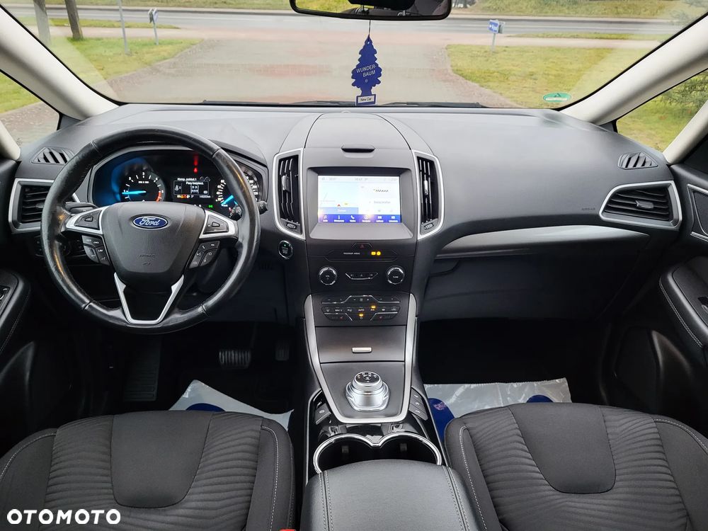 Ford S-Max 2.0 EcoBlue Titanium - 24