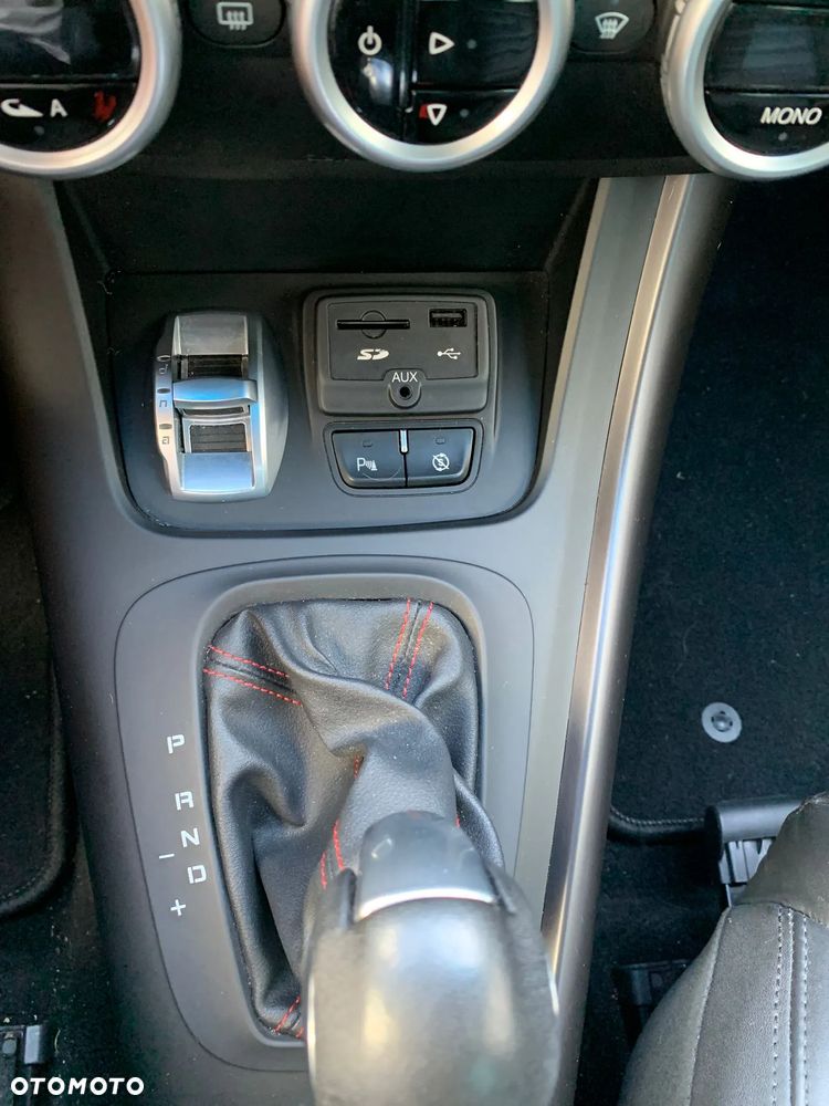 Alfa Romeo Giulietta 1.4 TB MultiAir Sport TCT - 26