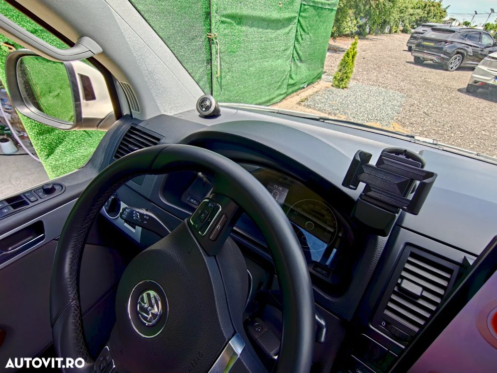 Volkswagen Multivan - 9