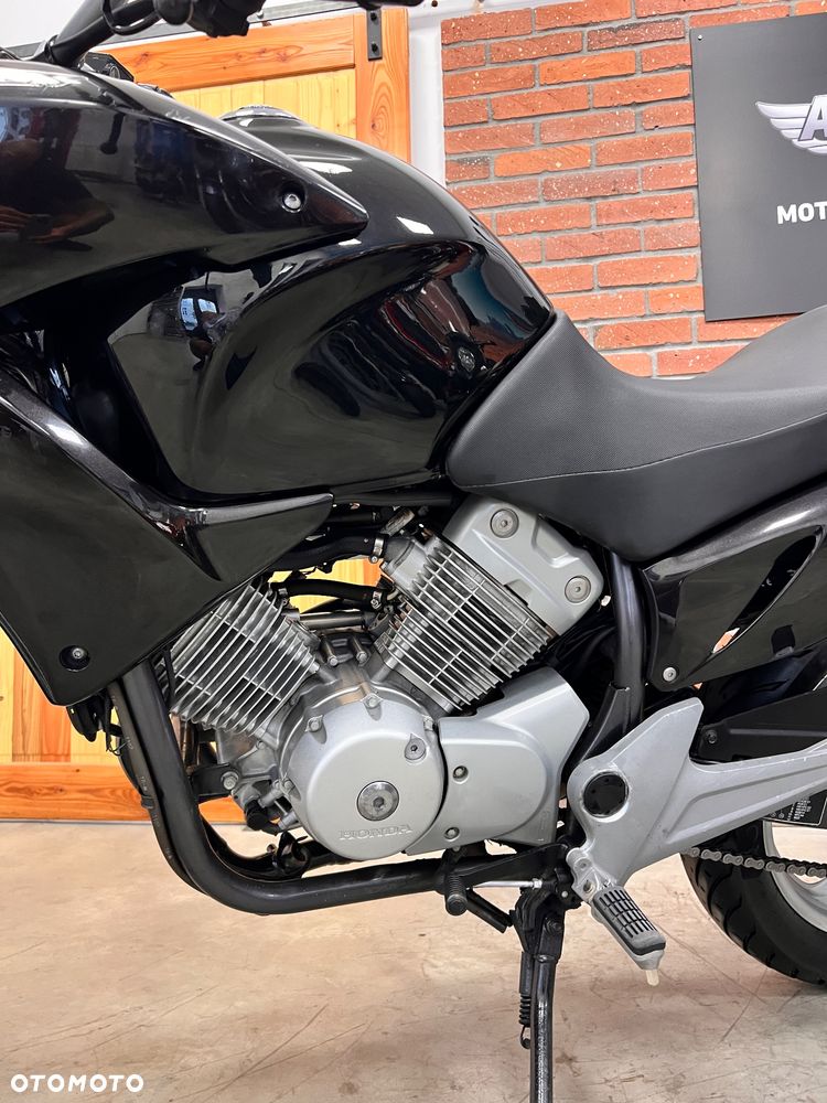 Honda XL - 17