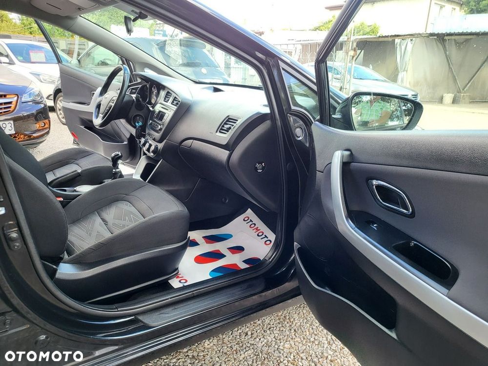 Kia Ceed - 17
