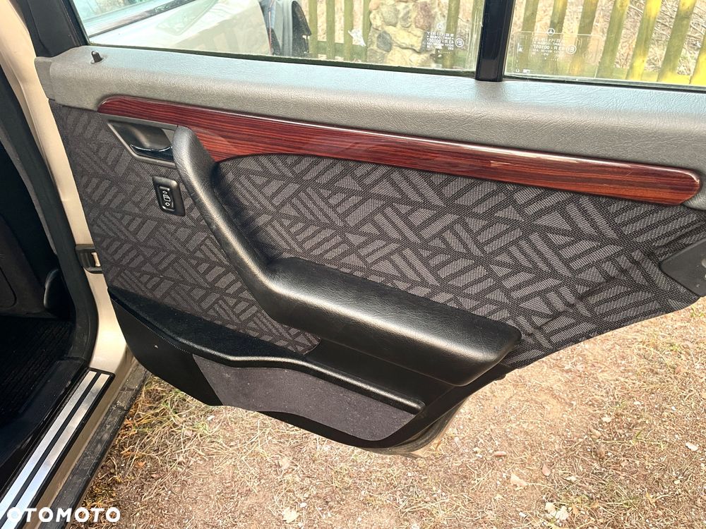 Mercedes-Benz Klasa C - 17