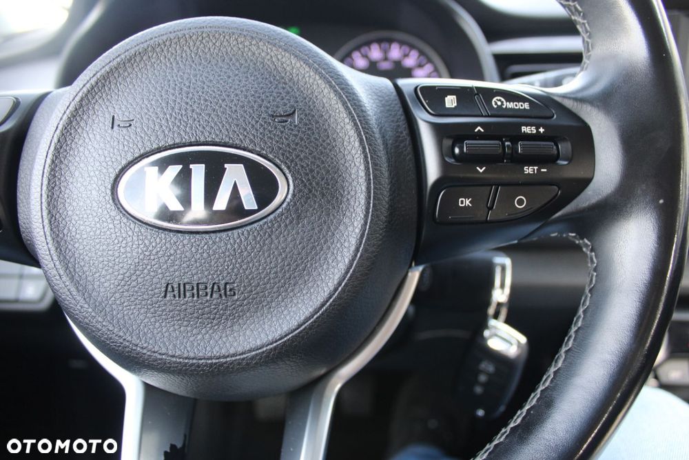 Kia Stonic - 30