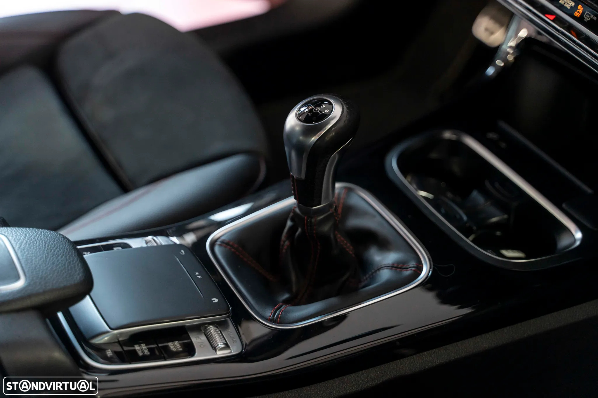 Mercedes-Benz A 160 d AMG Line - 31