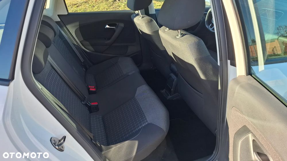 Volkswagen Polo 1.2 TSI Highline - 12