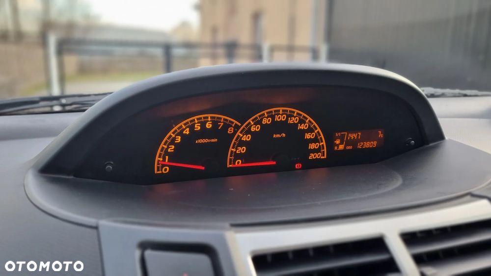 Toyota Yaris 1.0 VVT-i Edition - 17
