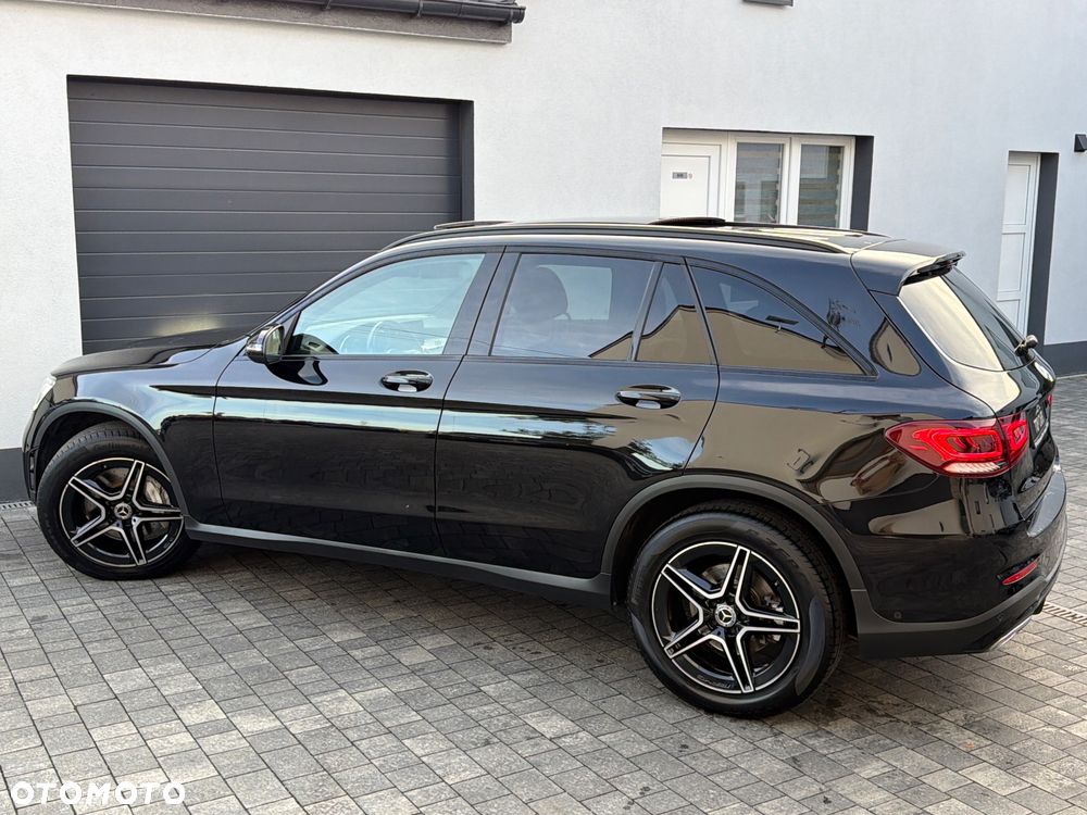 Mercedes-Benz GLC 200 d 4Matic 9G-TRONIC Edition AMG Line - 36