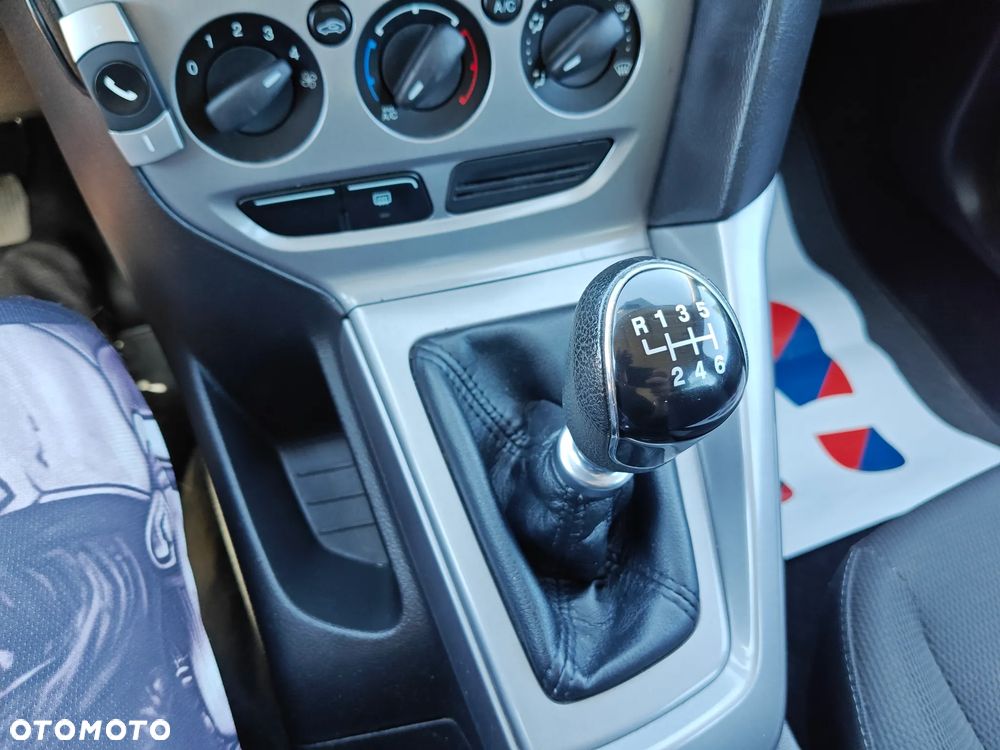 Ford Focus 1.6 TDCi Titanium - 24