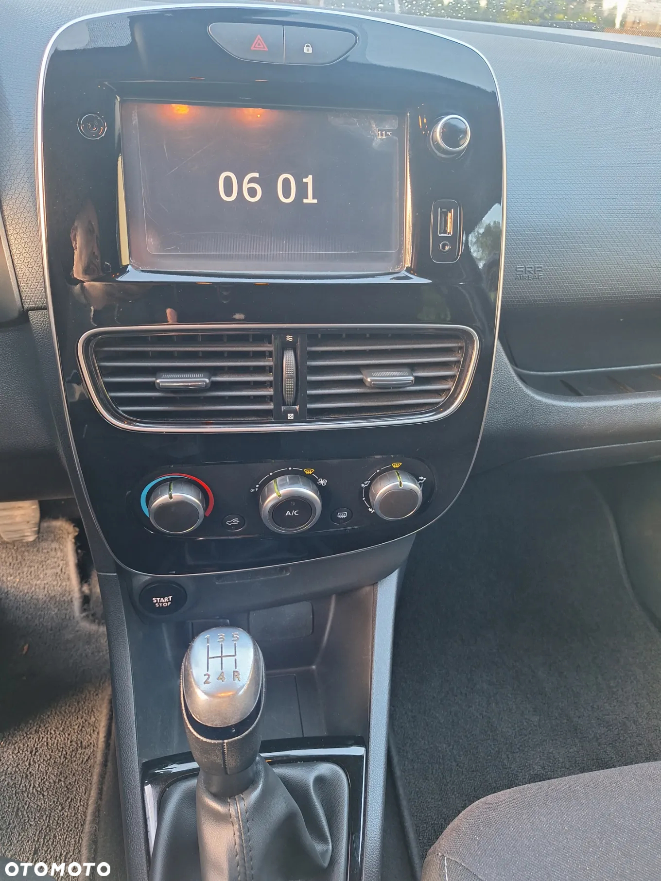 Renault Clio (Energy) TCe 90 Start & Stop LIMITED - 23