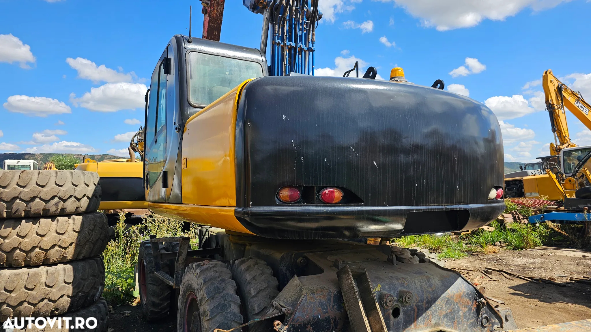 JCB JS 175 Excavator pe roți - 2