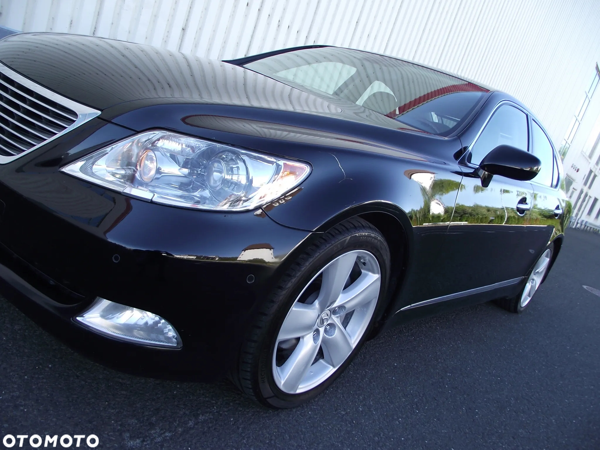 Lexus LS 460 Impression Line - 13