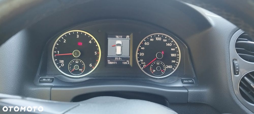 Volkswagen Tiguan - 9