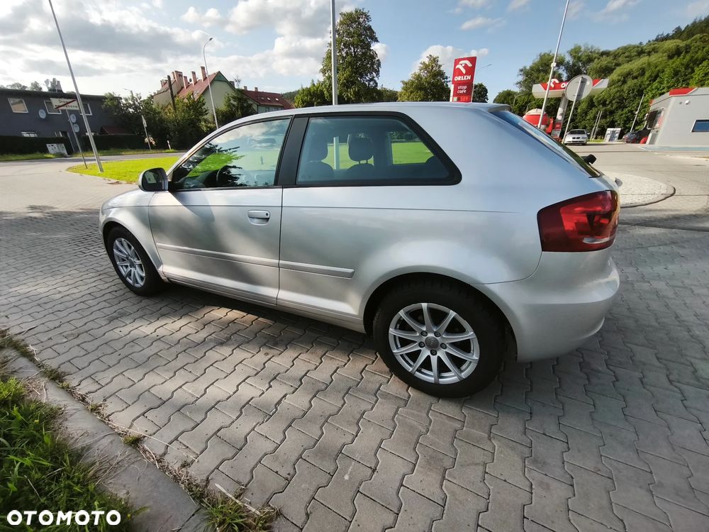Audi A3 3-drzwiowe 2.0 TDI Ambiente - 5