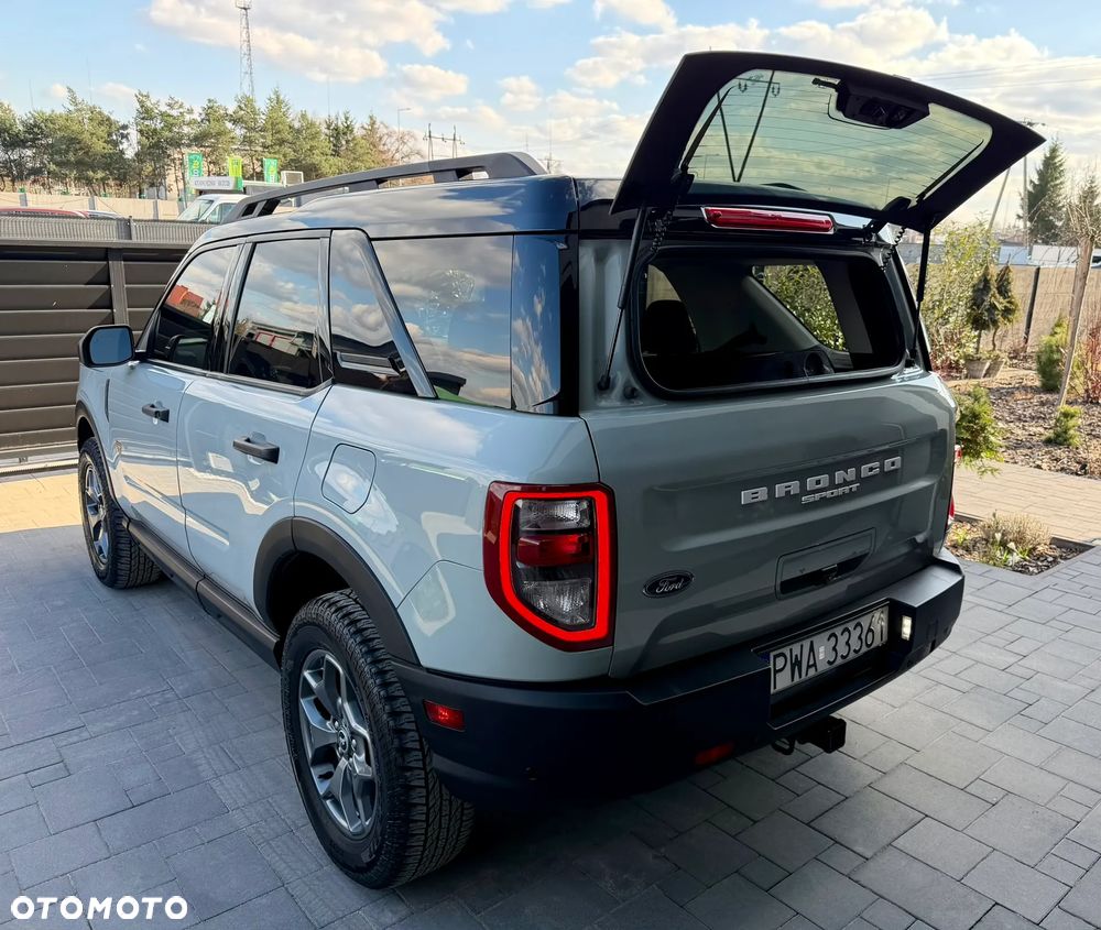 Ford Bronco - 2
