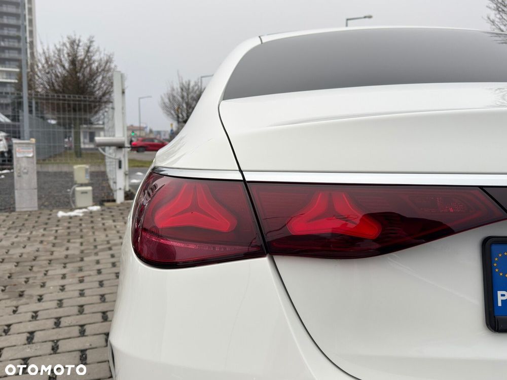 Mercedes-Benz Klasa E - 14