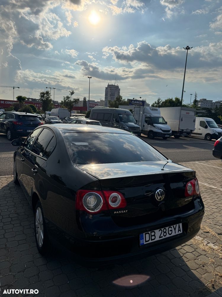 Volkswagen Passat 2.0TDI Comfortline DPF - 4