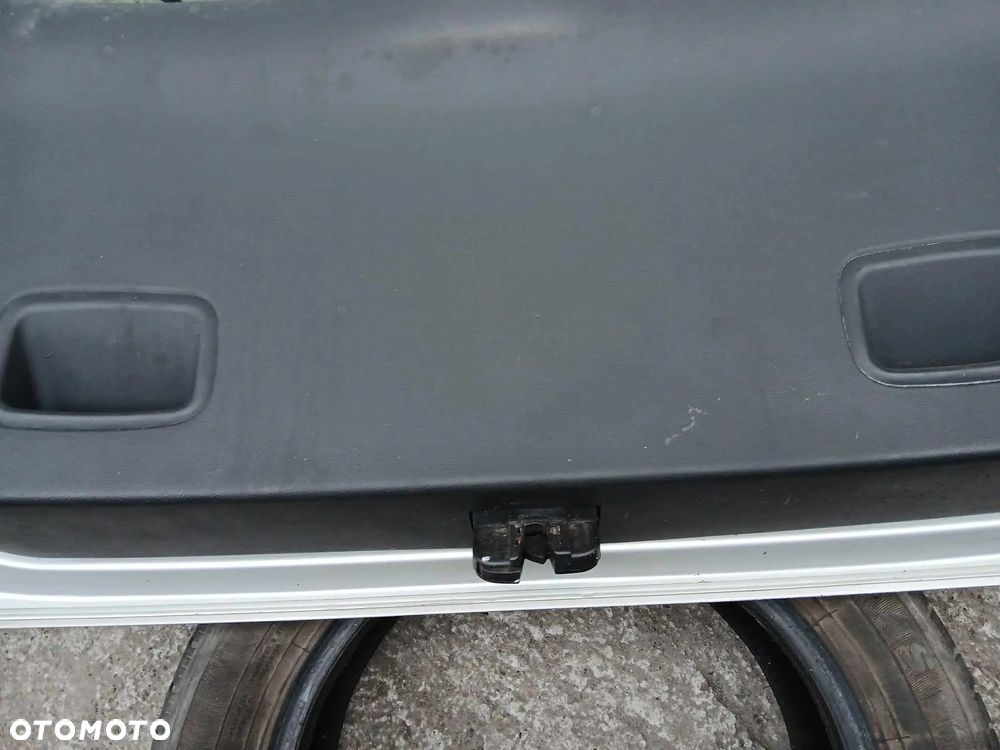 Seat Leon  Klapa bagażnika - 8