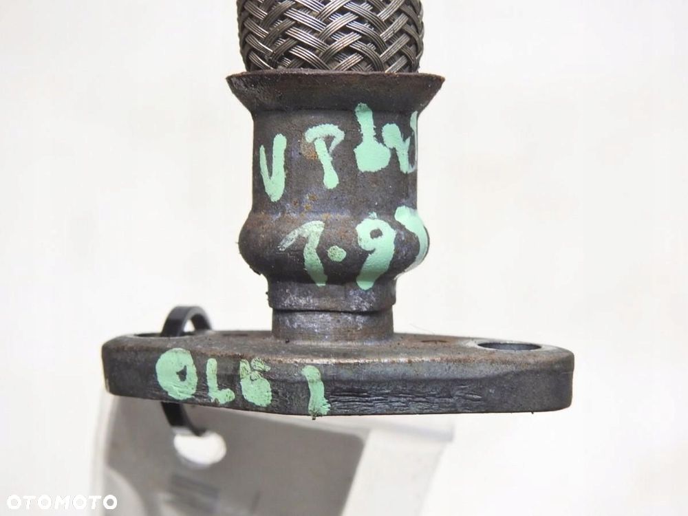 PRZEWÓD OLEJU TURBINY VW GOLF V 1.9 TDI - 2