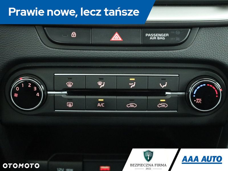 Kia Ceed - 12