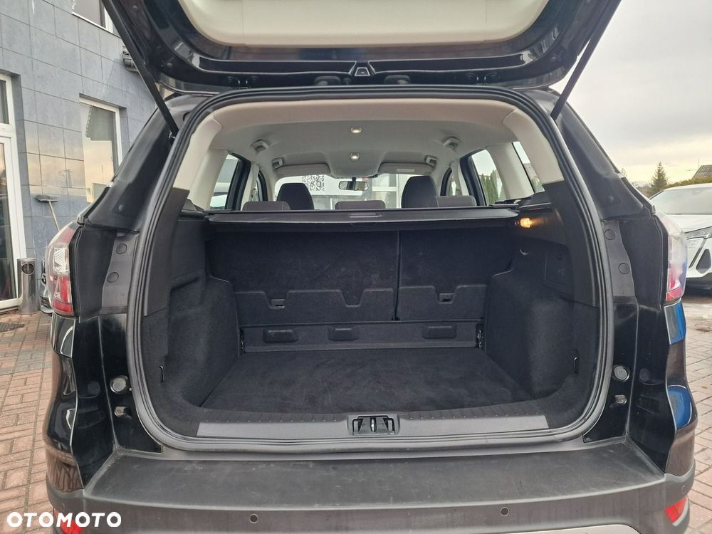 Ford Kuga 1.5 EcoBoost 2x4 Cool & Connect - 19