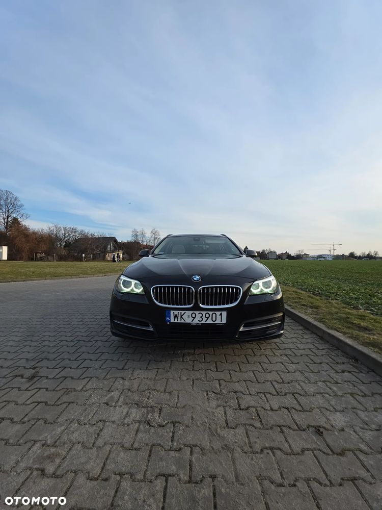 BMW Seria 5 525d xDrive Sport-Aut Luxury Line - 18