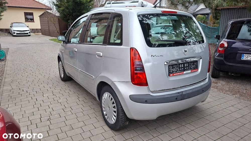Lancia Musa 1.4 16v Platinum - 4