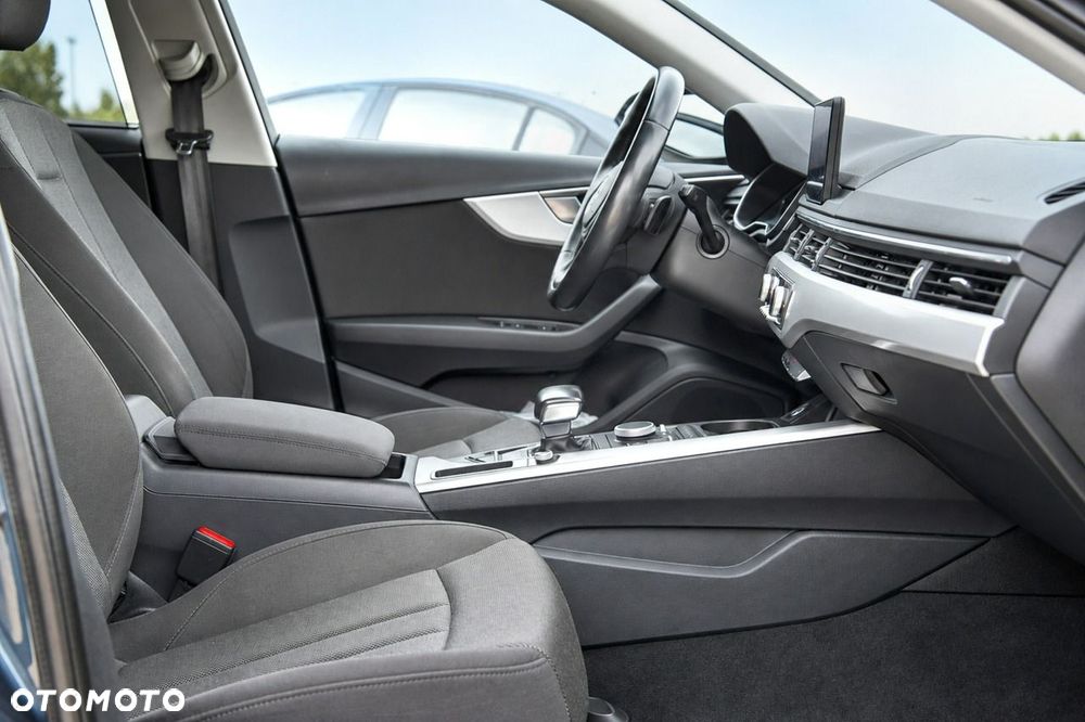 Audi A4 Avant 1.4 TFSI S tronic - 16