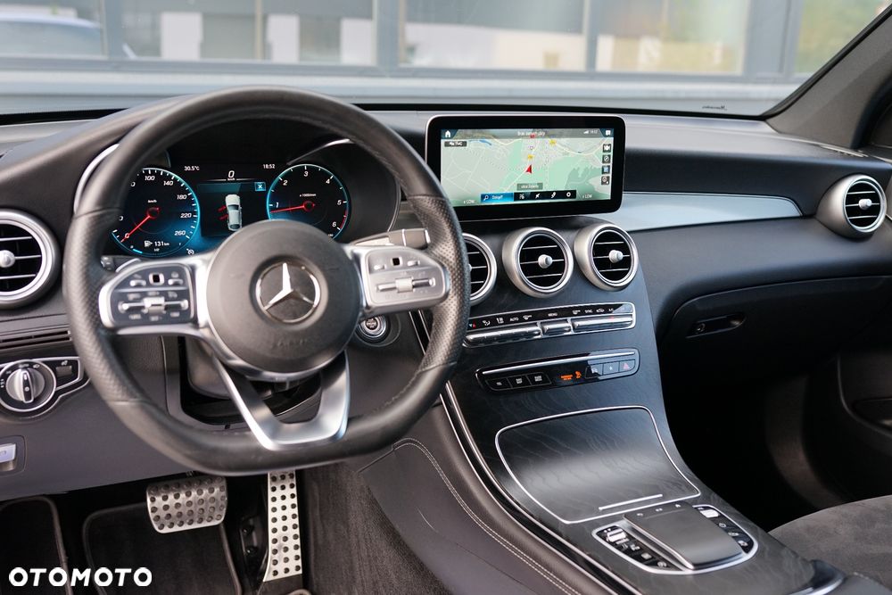 Mercedes-Benz GLC 200 d 4Matic 9G-TRONIC AMG Line Plus - 19