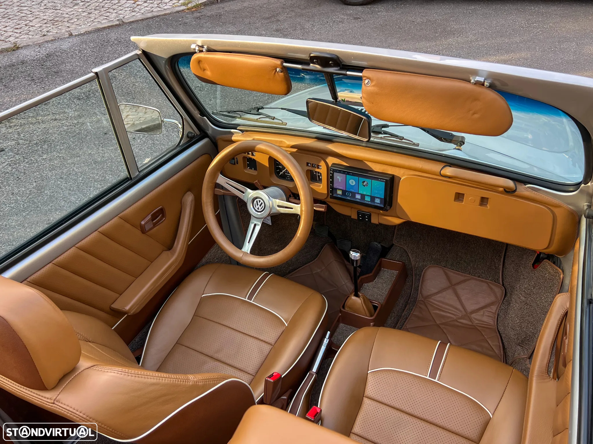 VW Carocha Cabrio - 13