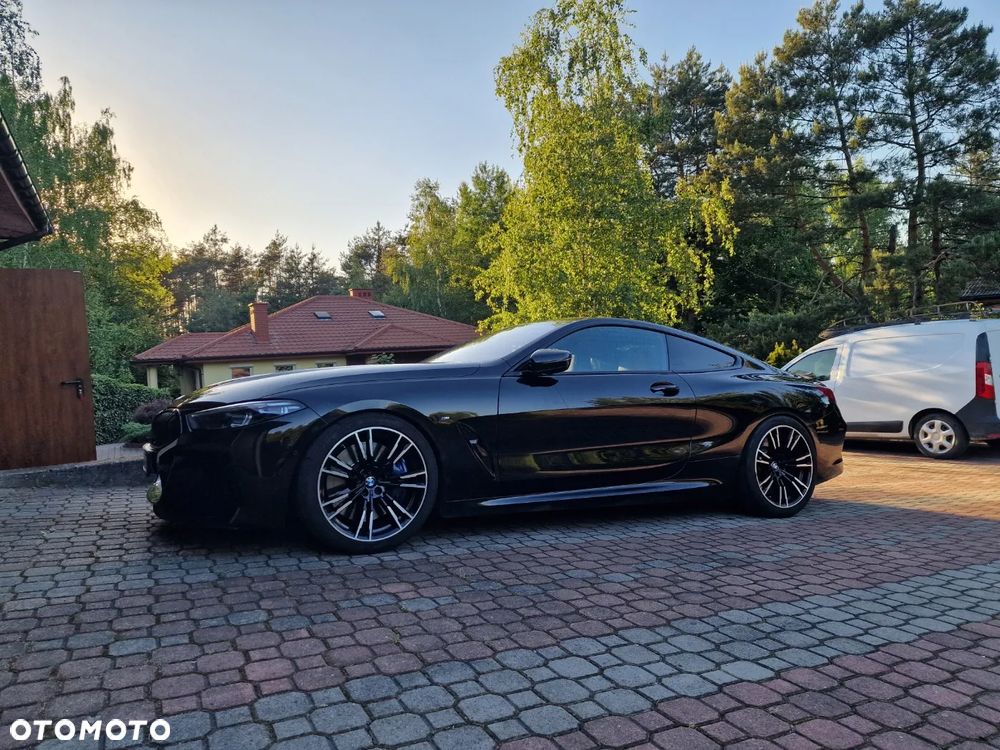 BMW Seria 8 - 1
