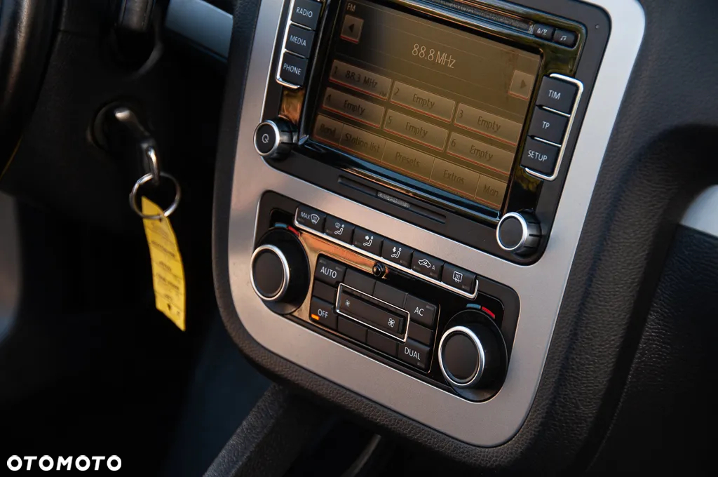 Volkswagen Eos 1.4 TSI BlueMotion Technology - 21