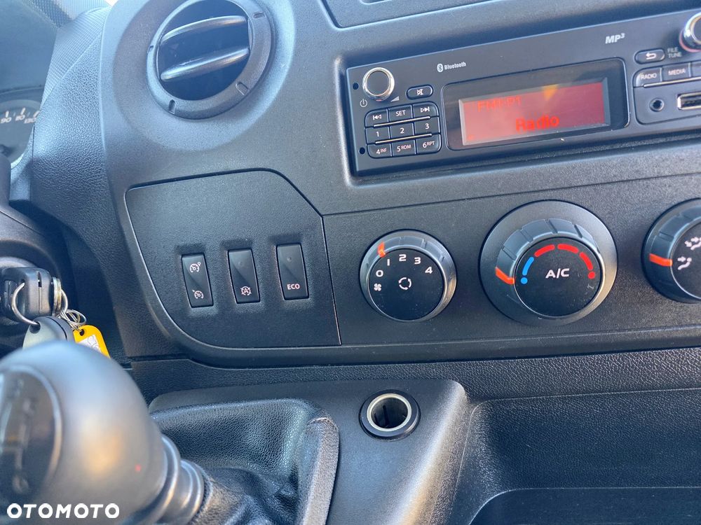 Renault MASTER 2,3 DCI 145 KONNA DOKA BRYGADÓWKA 7 OSOBOWA 3,3M SKRZYNIA KLIMA WEBASTO 162T/KM PRZEBIEGU GWARANCJA BLIŻNIAKI DO 3,5T - 26