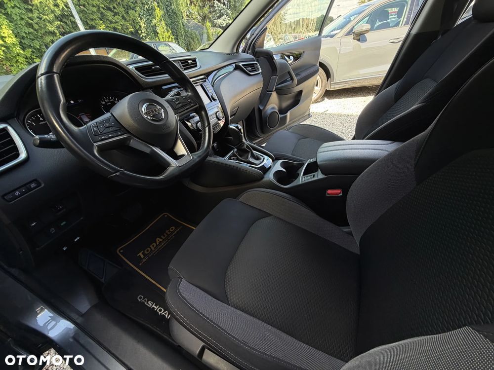 Nissan Qashqai 1.3 DIG-T N-Connecta DCT - 18