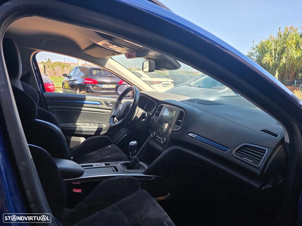 Renault Mégane Sport Tourer 1.5 dCi GT Line J18 - 6