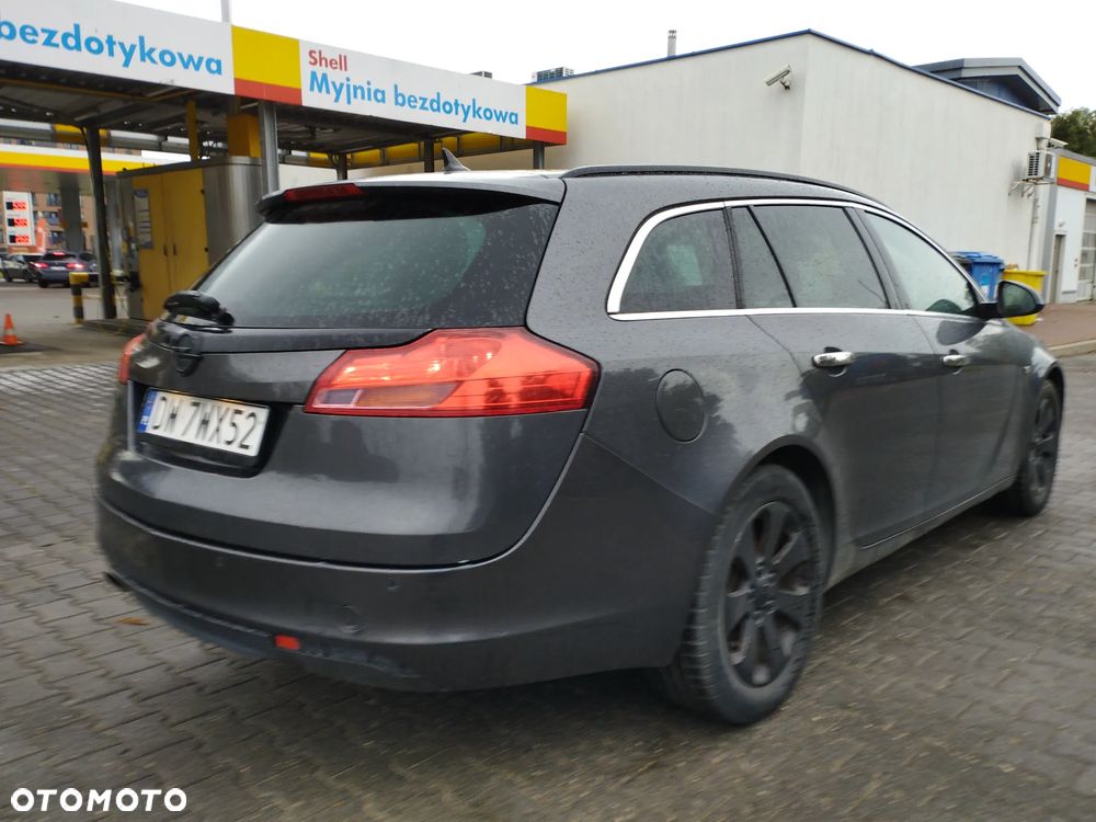 Opel Insignia 2.0 CDTI Sports Tourer - 4