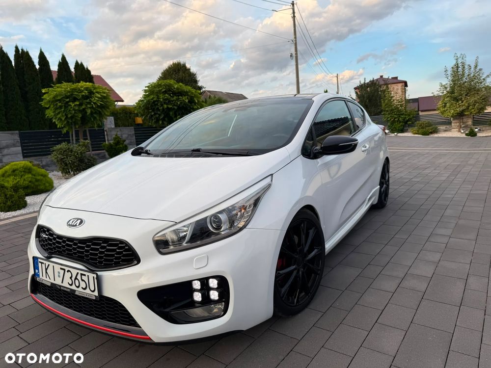 Kia ProCeed 1.6 T-GDI GT L - 12
