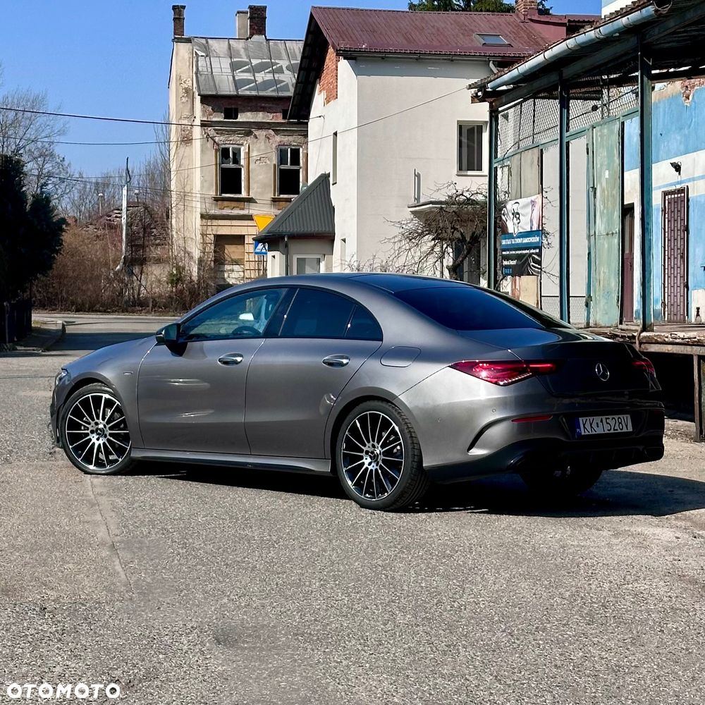 Mercedes-Benz CLA 180 7G-DCT Edition AMG Line - 9