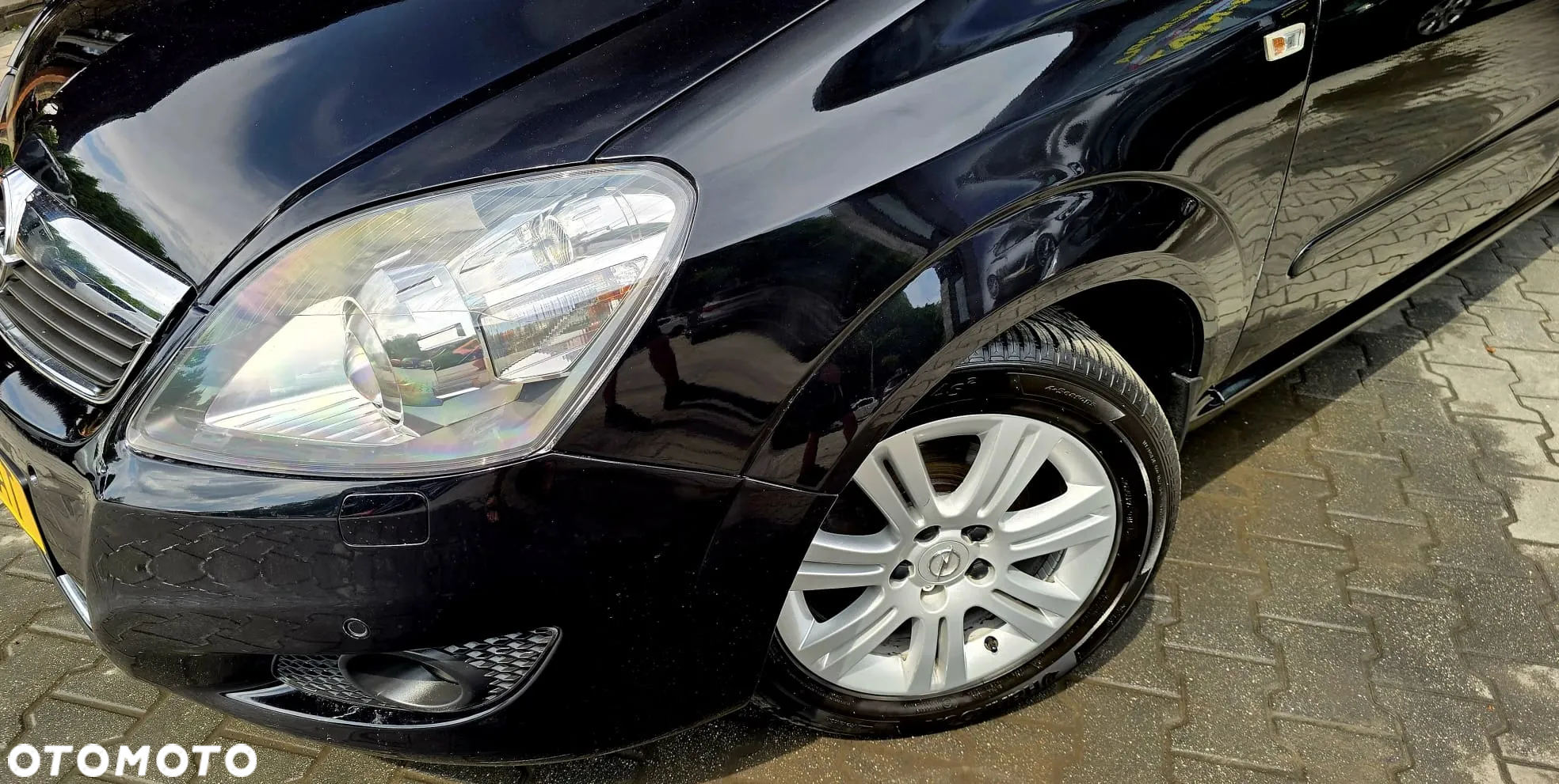 Opel Zafira 1.8 Cosmo - 5