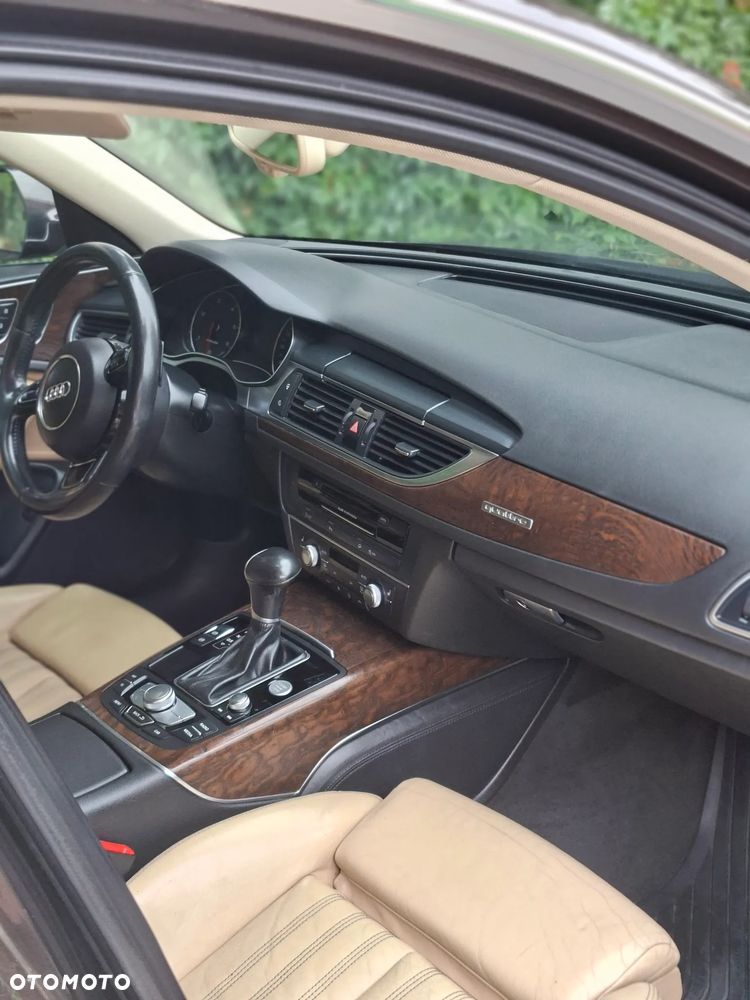 Audi A6 Allroad - 14
