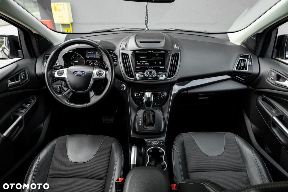 Ford Kuga - 24
